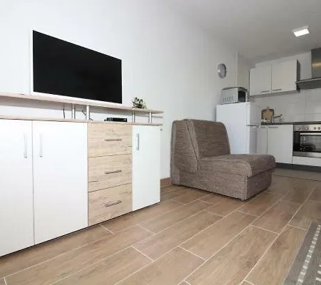Mara Apartment