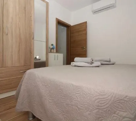 Mara Lejlighed Rogoznica (Sibenik-Knin)