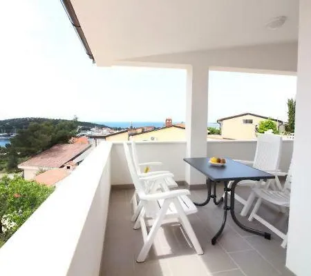 Mara 아파트 로고즈니차