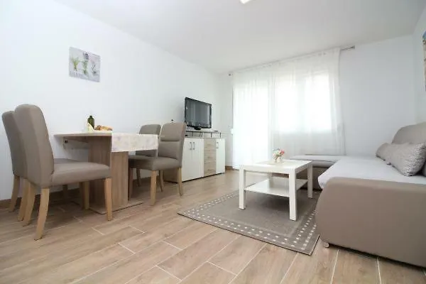 Mara Apartamento Rogoznica (Sibenik-Knin)