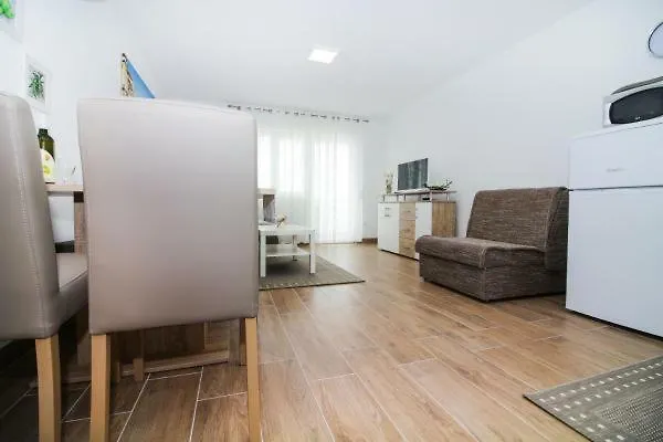 Mara * روغوزنيكا